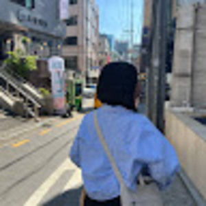 Meet your Posher, Mae